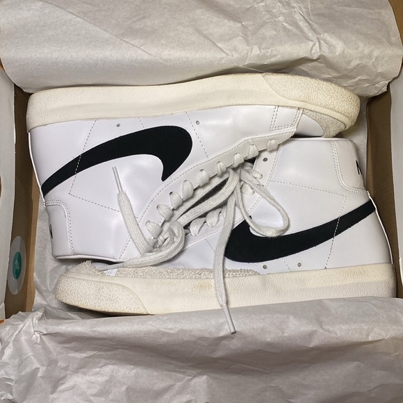 nike mid blazer 77 vintage white black